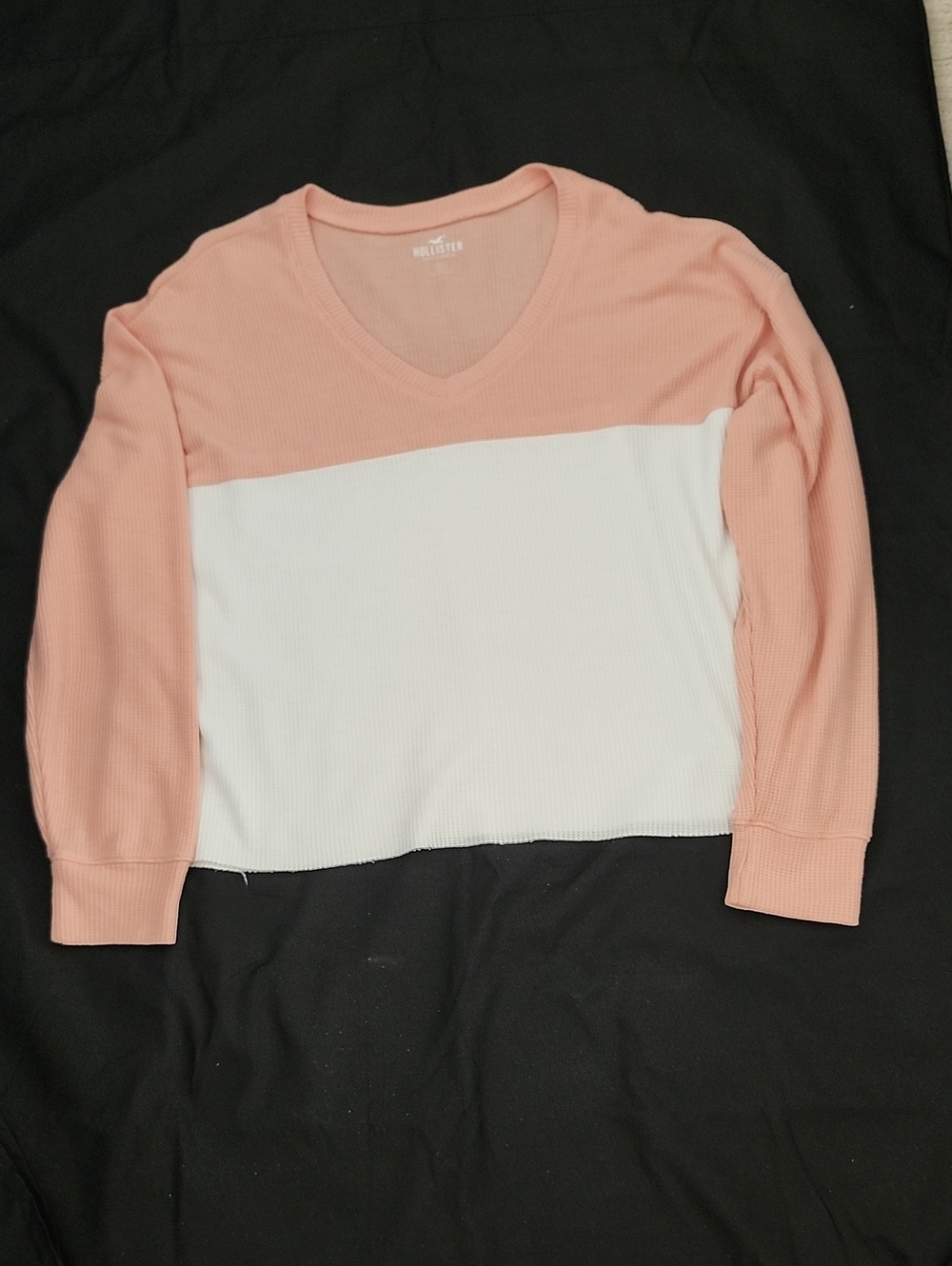 Hollister Peach and White Colorblock V-Neck Long Sleeve Top
